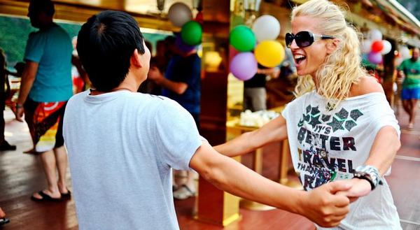 Du thuyền Golden Cruise 9999 